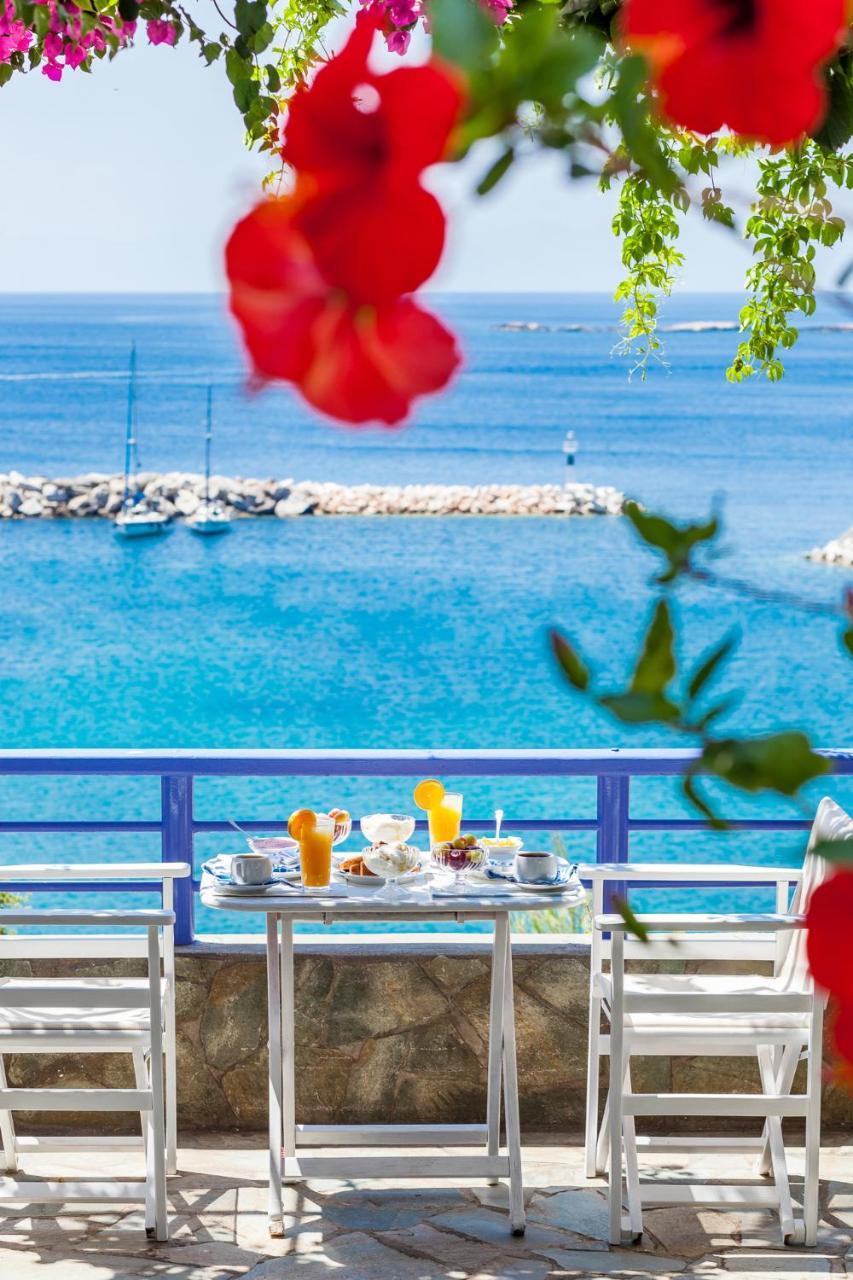 Pension Oniro Votsi  Buitenkant foto